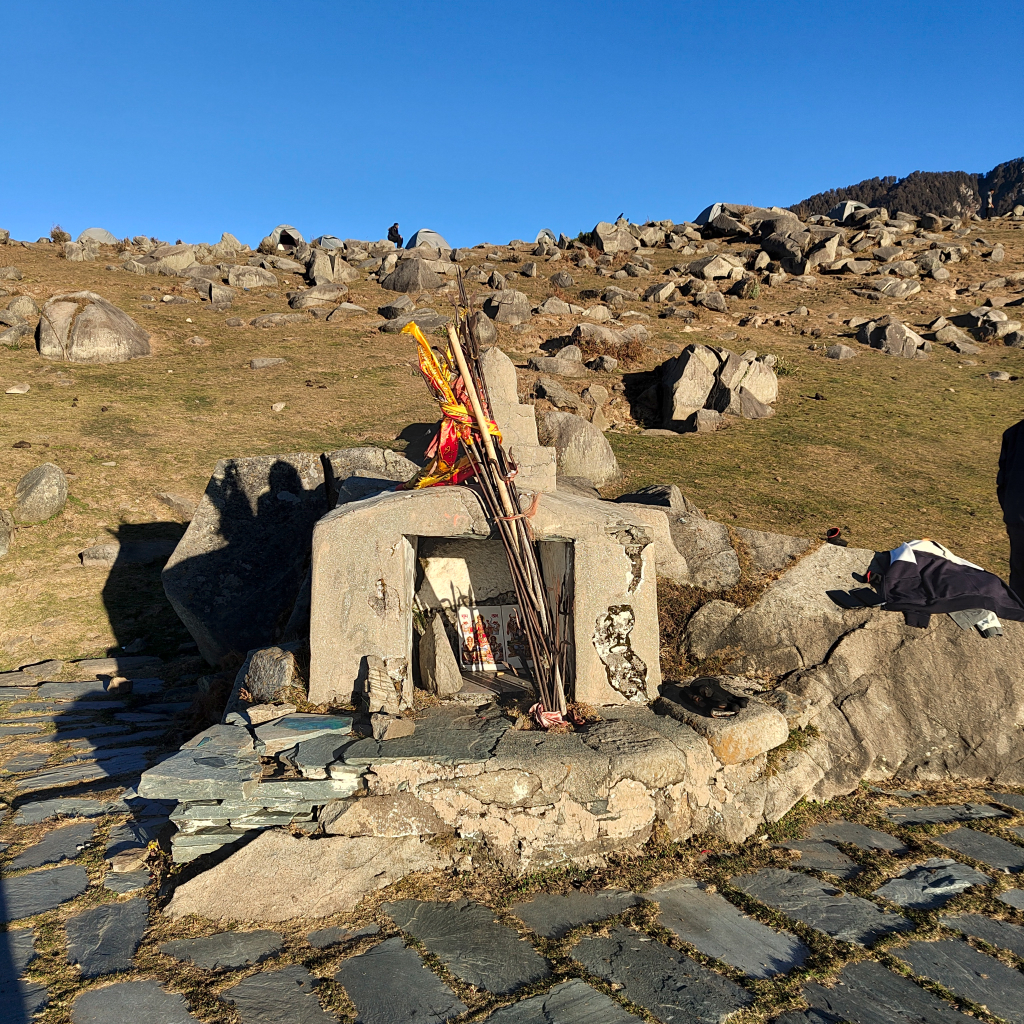 triund top meadow dhauladhar view