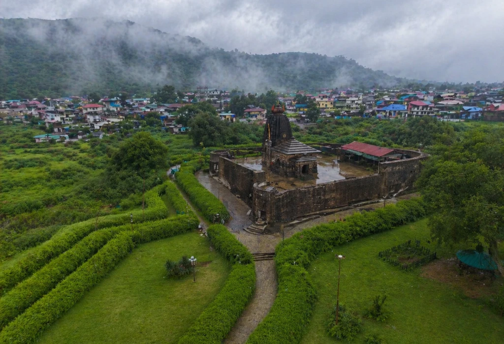 Baijnath Temple (Baijnath Dham Shivling): First-Time Visitor Guide with Timings 4 baijnath dham shivling